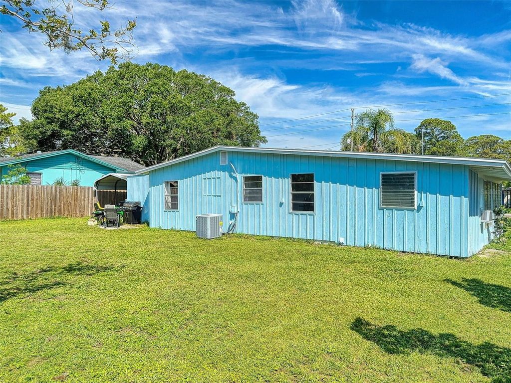 Image 32 of property listing at 903 CONRAD DRIVE, New Smyrna Beach, FL 32168