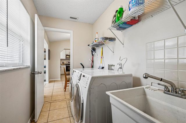 18 SPRING RADIAL, Ocala, FL 34472