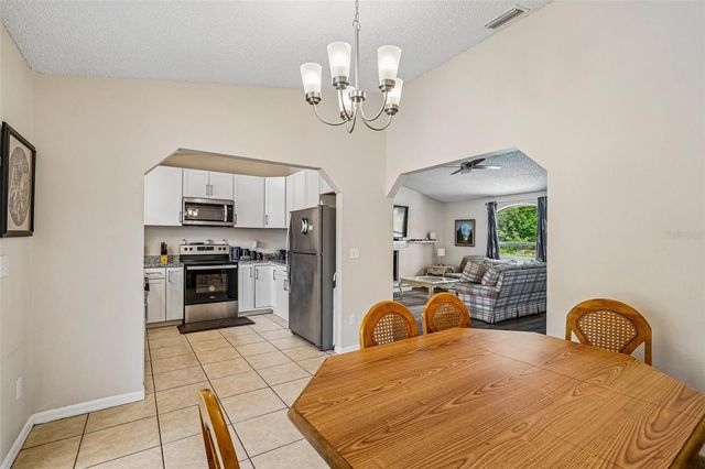 18 SPRING RADIAL, Ocala, FL 34472