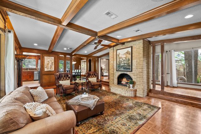 5702 Boyce Springs Drive, Houston, TX 77066