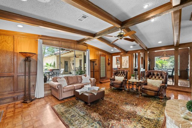 5702 Boyce Springs Drive, Houston, TX 77066