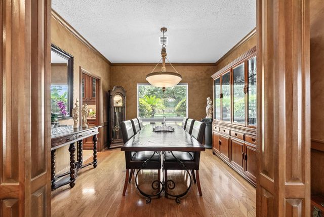 5702 Boyce Springs Drive, Houston, TX 77066