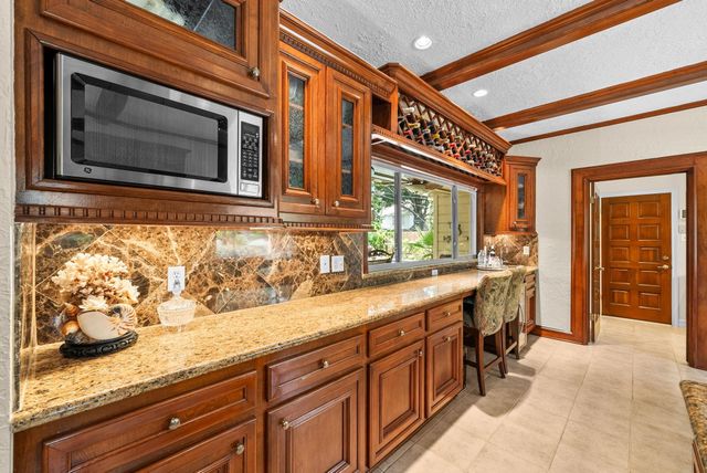 5702 Boyce Springs Drive, Houston, TX 77066