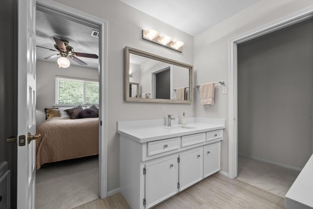 5702 Boyce Springs Drive, Houston, TX 77066