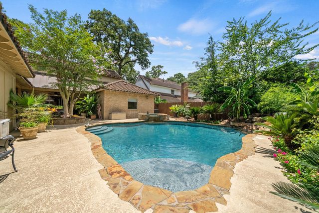 5702 Boyce Springs Drive, Houston, TX 77066