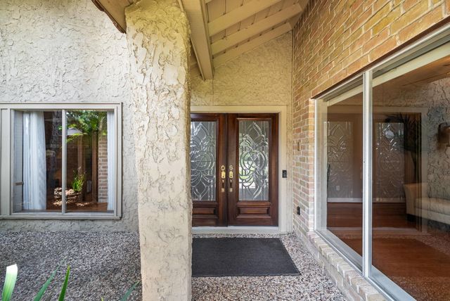5702 Boyce Springs Drive, Houston, TX 77066