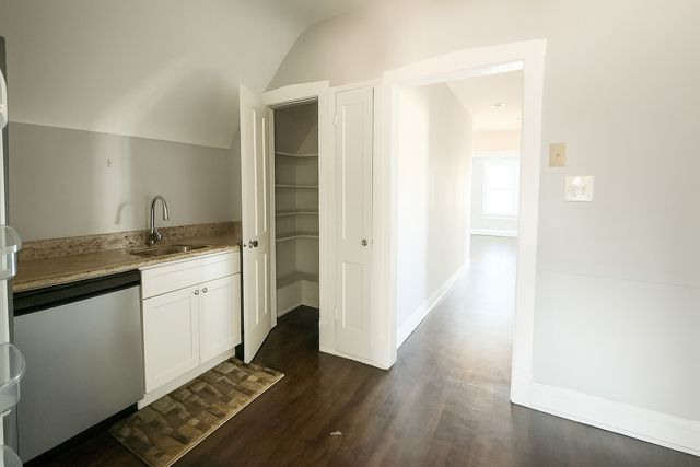 2839 N Newland Avenue 2, Chicago, IL 60634