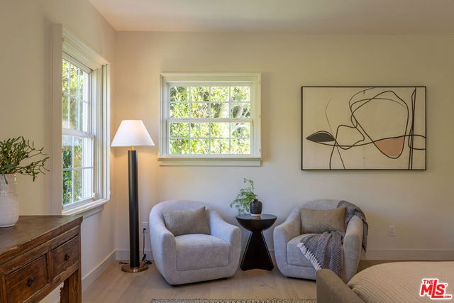 1344 Belfast Drive, Los Angeles, CA 90069