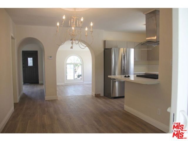 1120 S Plymouth Boulevard, Los Angeles, CA 90019