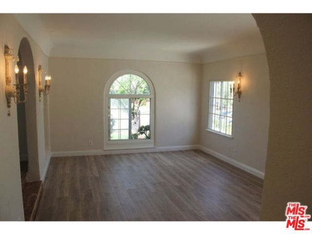 1120 S Plymouth Boulevard, Los Angeles, CA 90019