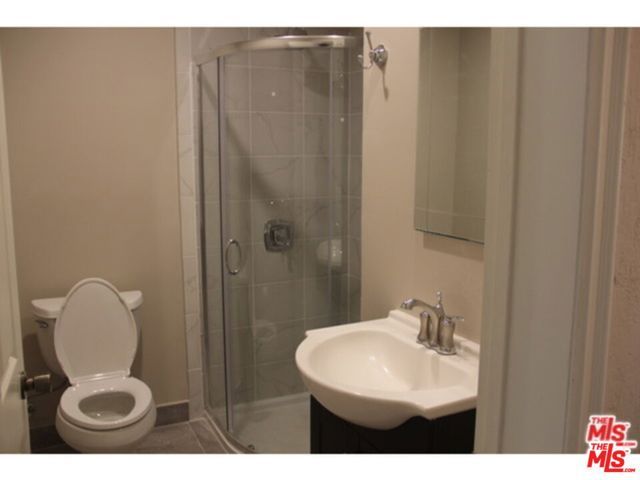 1120 S Plymouth Boulevard, Los Angeles, CA 90019