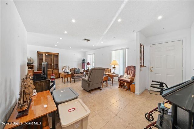 765 Cleaves Street SE, Palm Bay, FL 32909