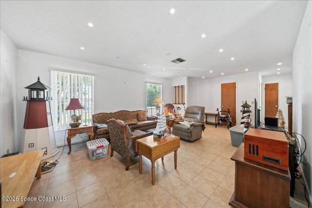 765 Cleaves Street SE, Palm Bay, FL 32909