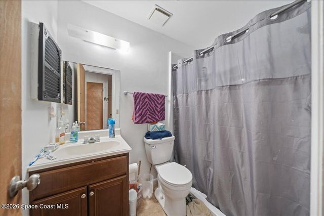 765 Cleaves Street SE, Palm Bay, FL 32909
