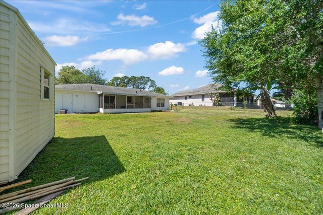 765 Cleaves Street SE, Palm Bay, FL 32909