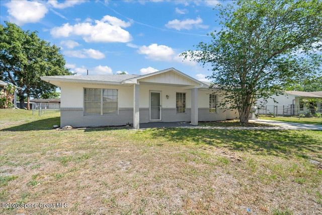 765 Cleaves Street SE, Palm Bay, FL 32909