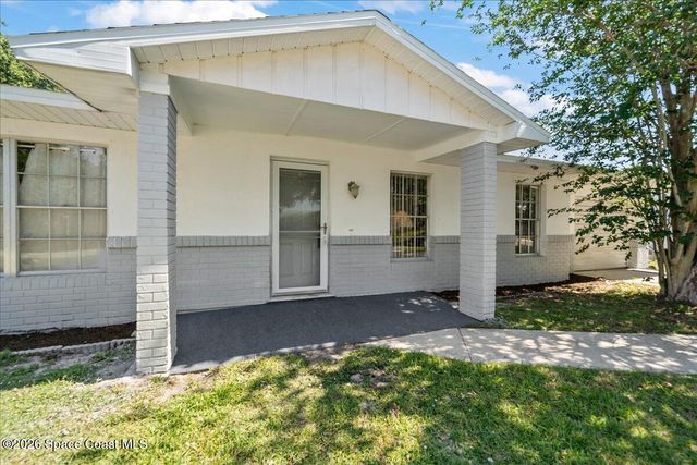 765 Cleaves Street SE, Palm Bay, FL 32909