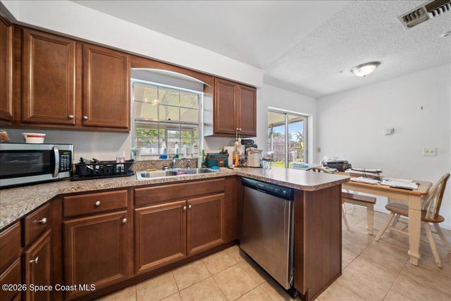 765 Cleaves Street SE, Palm Bay, FL 32909