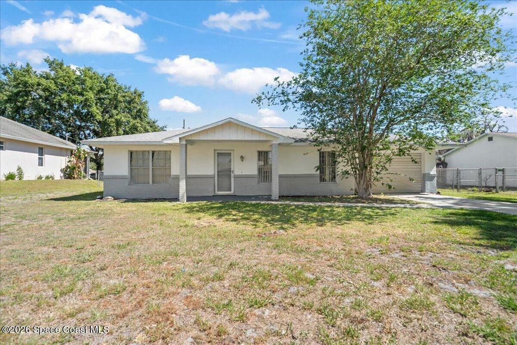 765 Cleaves Street SE, Palm Bay, FL 32909