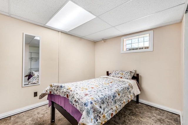 4517 S Kansas AVENUE, Saint Francis, WI 53235
