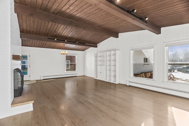 537 County Line Road, Highland Park, IL 60035