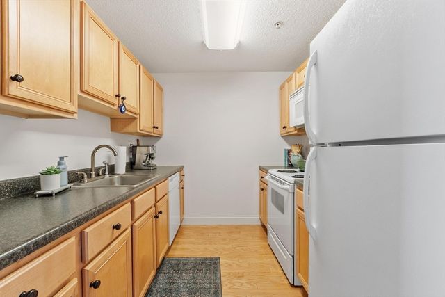 256-C Market St 3203, Lowell, MA 01852