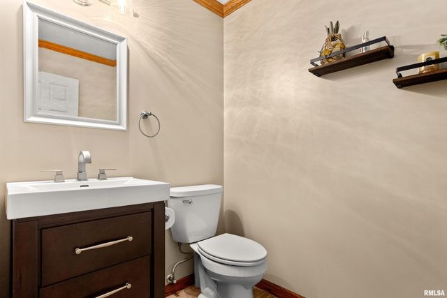 3316 SHERIDAN Road, Pekin, IL 61554