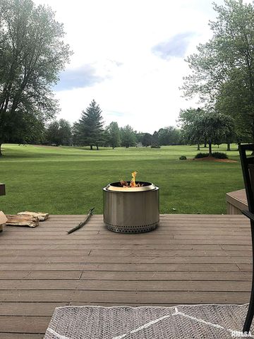 3316 SHERIDAN Road, Pekin, IL 61554