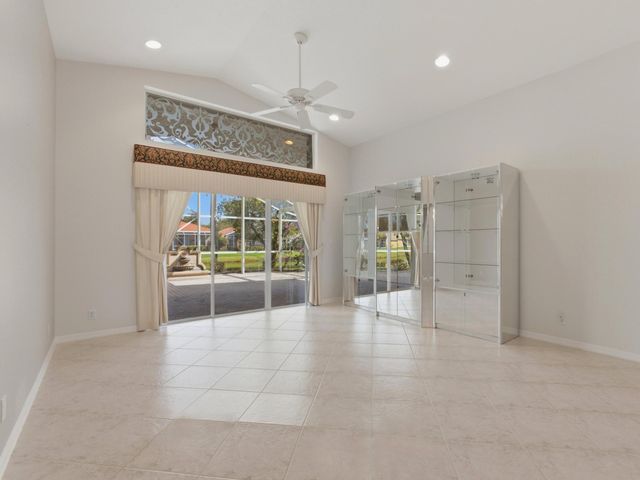 7631 Caprio Drive, Boynton Beach, FL 33472