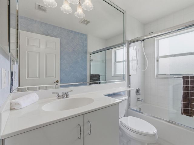 7631 Caprio Drive, Boynton Beach, FL 33472