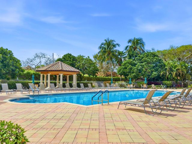 7631 Caprio Drive, Boynton Beach, FL 33472