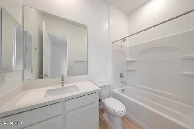 315 W Flax Drive, San Tan Valley, AZ 85140