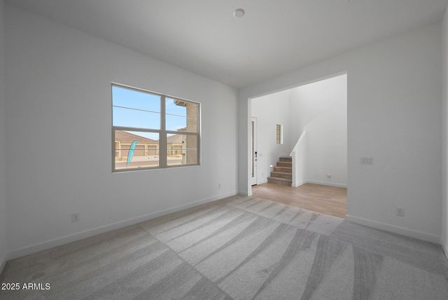 315 W Flax Drive, San Tan Valley, AZ 85140