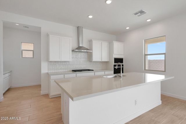 315 W Flax Drive, San Tan Valley, AZ 85140