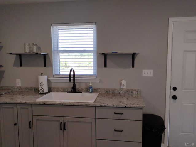 3941 PROMISE LAND RD, Appomattox, VA 24522