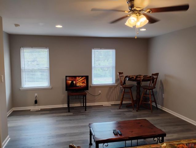 3941 PROMISE LAND RD, Appomattox, VA 24522