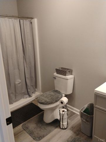 3941 PROMISE LAND RD, Appomattox, VA 24522