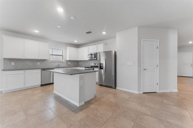 9642 SUMMERS CAY CIRCLE, Thonotosassa, FL 33592