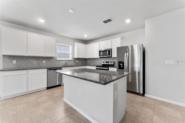 9642 SUMMERS CAY CIRCLE, Thonotosassa, FL 33592