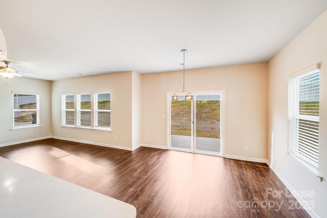 2019 Sadler Woods Lane, Charlotte, NC 28214