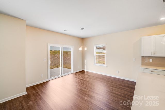 2019 Sadler Woods Lane, Charlotte, NC 28214