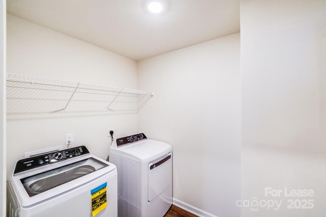 2019 Sadler Woods Lane, Charlotte, NC 28214