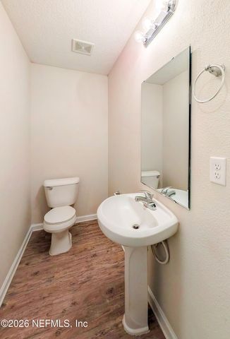8441 MCGIRTS VILLAGE Lane, Jacksonville, FL 32210