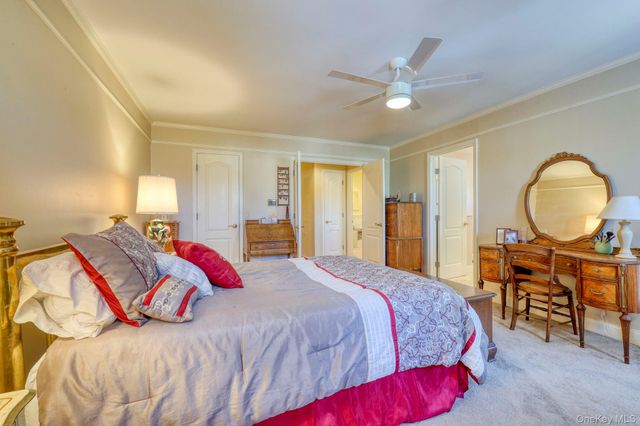 7 Birkdale Court, Poughkeepsie, NY 12603