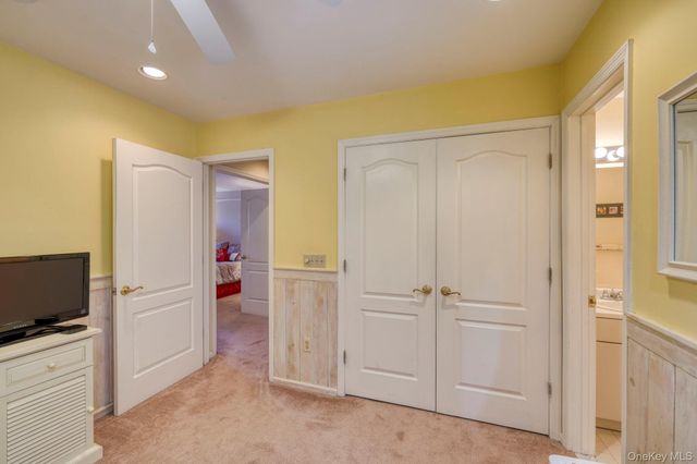 7 Birkdale Court, Poughkeepsie, NY 12603