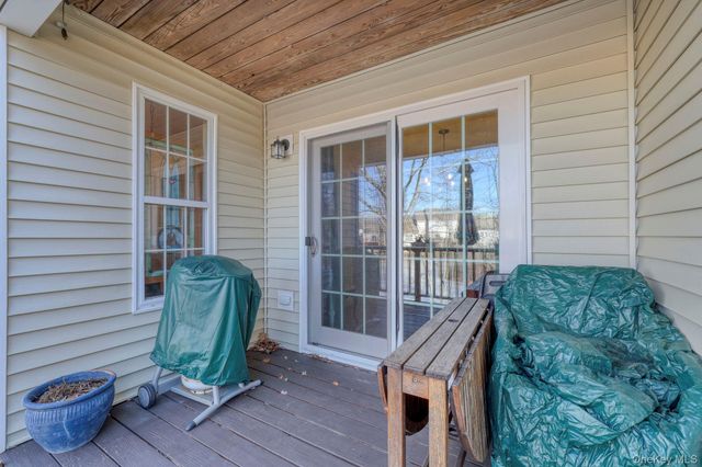 7 Birkdale Court, Poughkeepsie, NY 12603