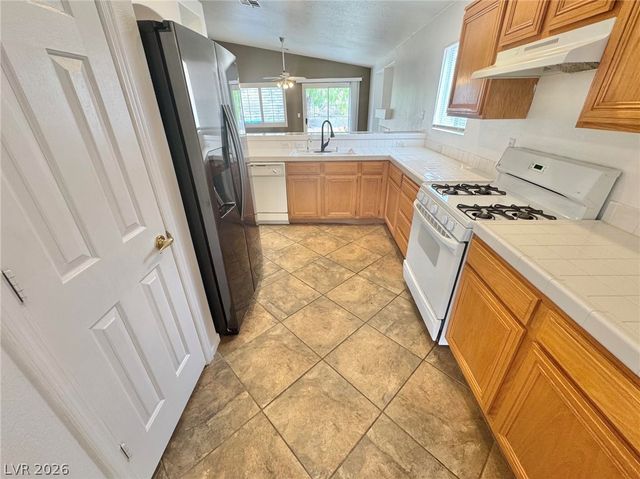 1396 Dragon Rock Drive, Henderson, NV 89052