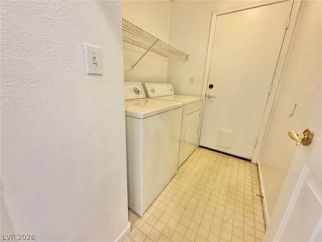 1396 Dragon Rock Drive, Henderson, NV 89052