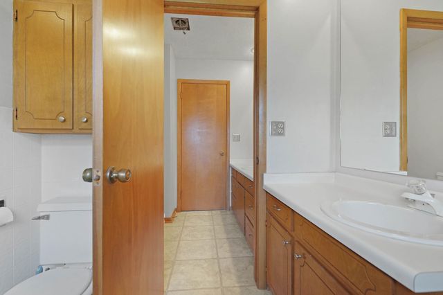 115 Helen Road, Waterloo, IA 50701