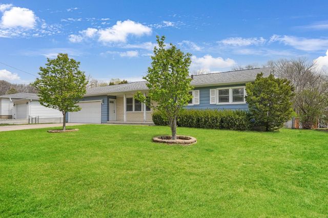 115 Helen Road, Waterloo, IA 50701